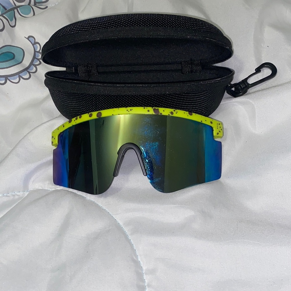 cool shades with case